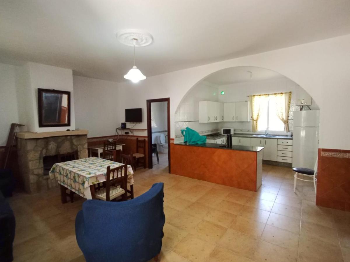 Casa Las Vicarias Olvera Luaran gambar